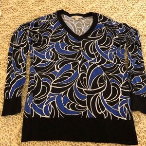 Michael Kors light weight v neck sweater, size L